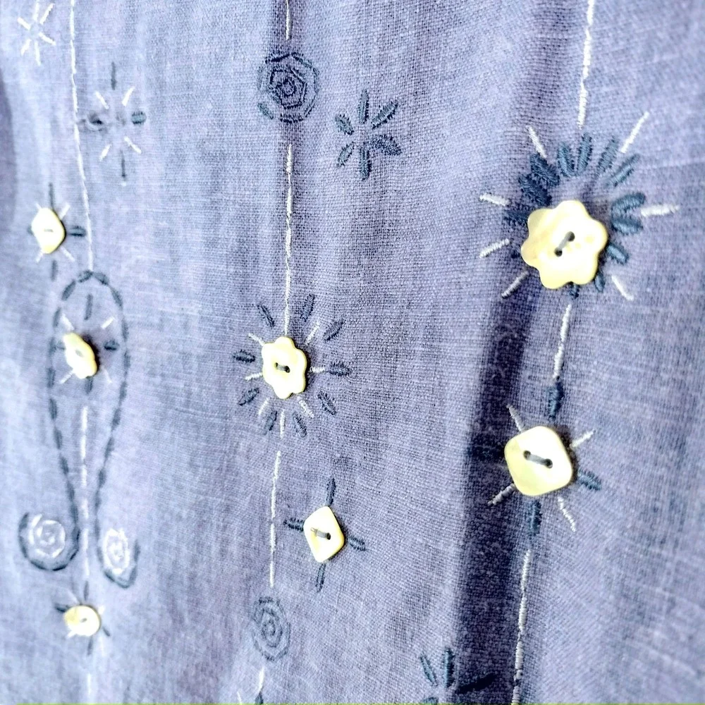 Requirements Vintage Button Up Shirt; Linen Blend Floral Embroidery